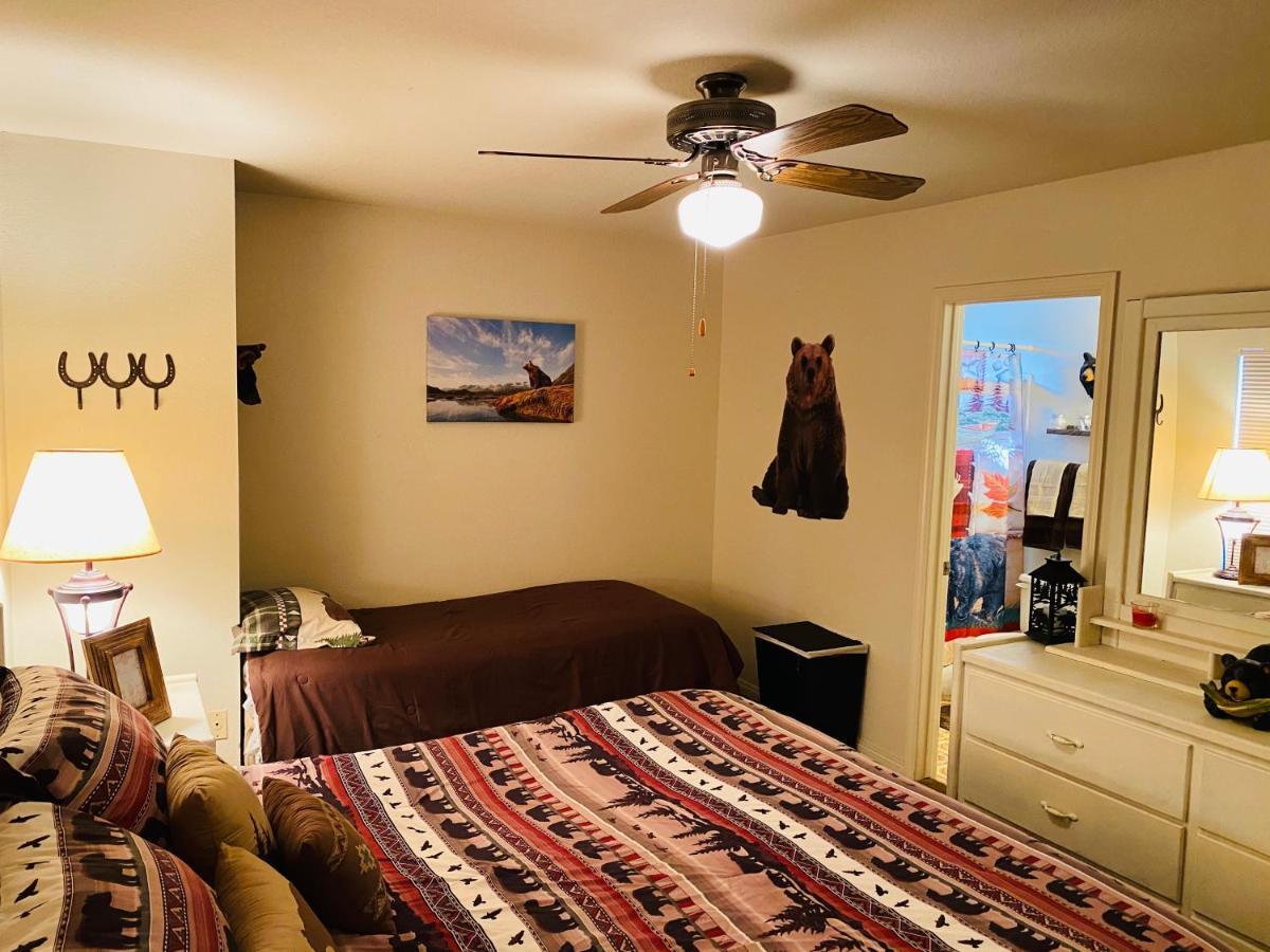 Your Home Away From Home! Pinetop-Lakeside Εξωτερικό φωτογραφία