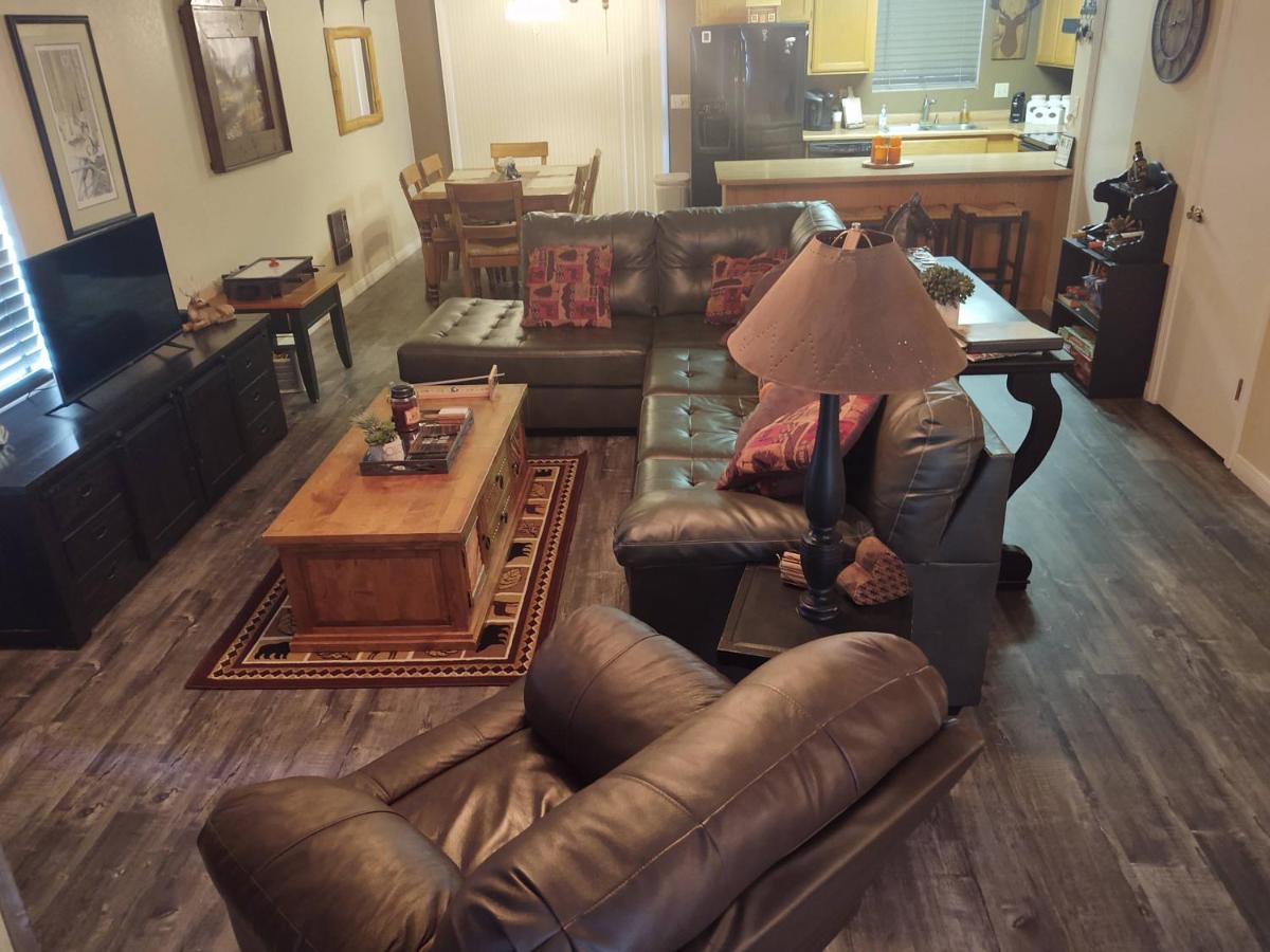 Your Home Away From Home! Pinetop-Lakeside Εξωτερικό φωτογραφία