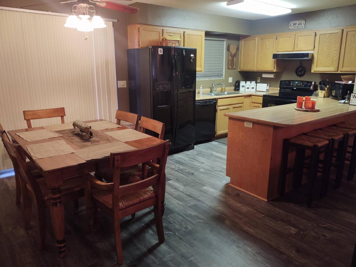 Your Home Away From Home! Pinetop-Lakeside Εξωτερικό φωτογραφία