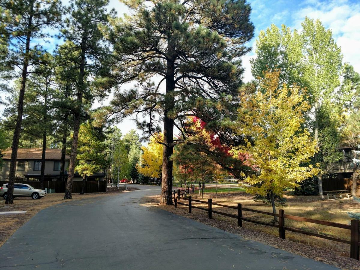 Your Home Away From Home! Pinetop-Lakeside Εξωτερικό φωτογραφία